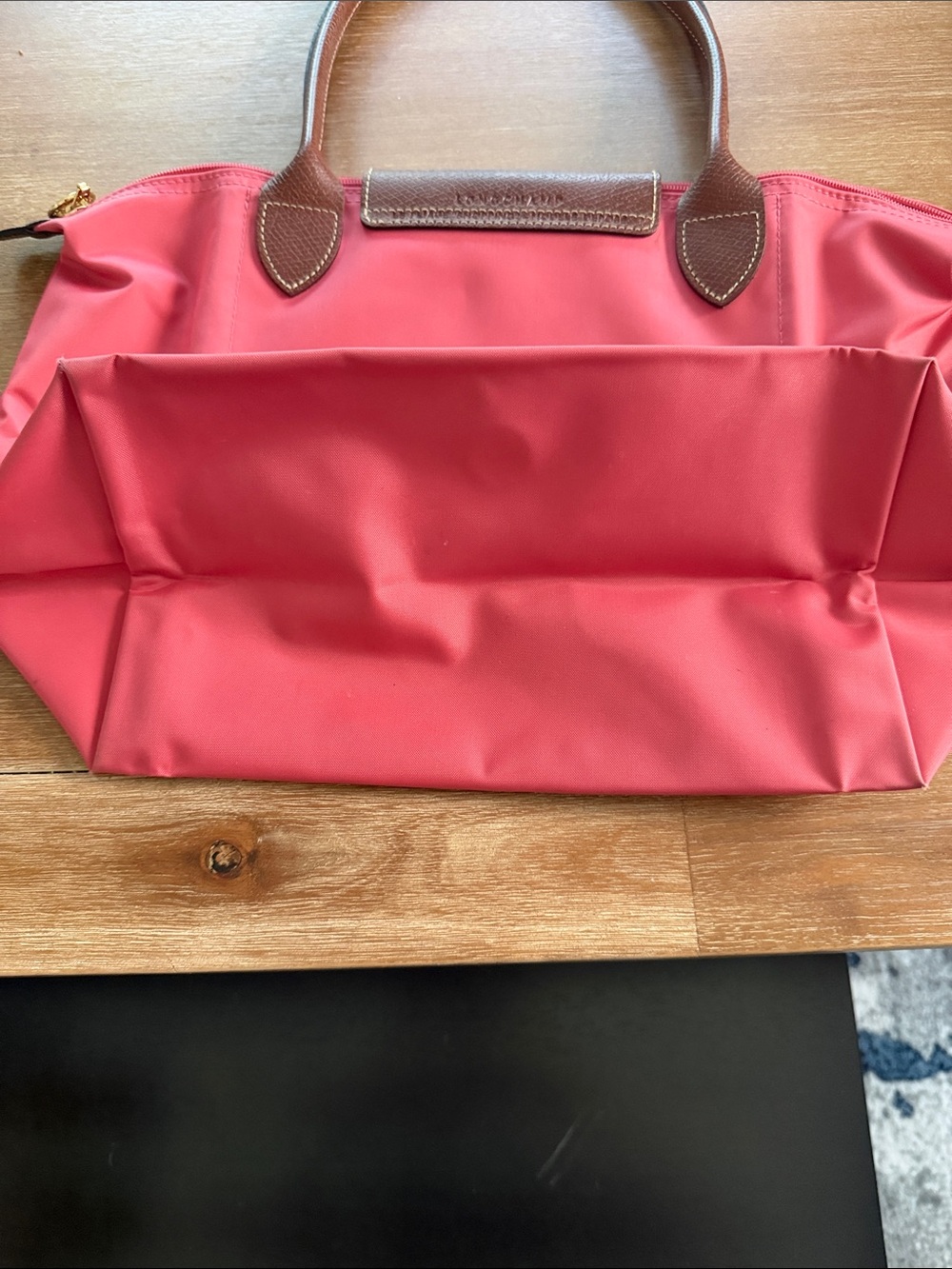 Medium Longchamp Pink Nylon Shoulder Bag with Brown Leather Trim - Picture 4 of 4